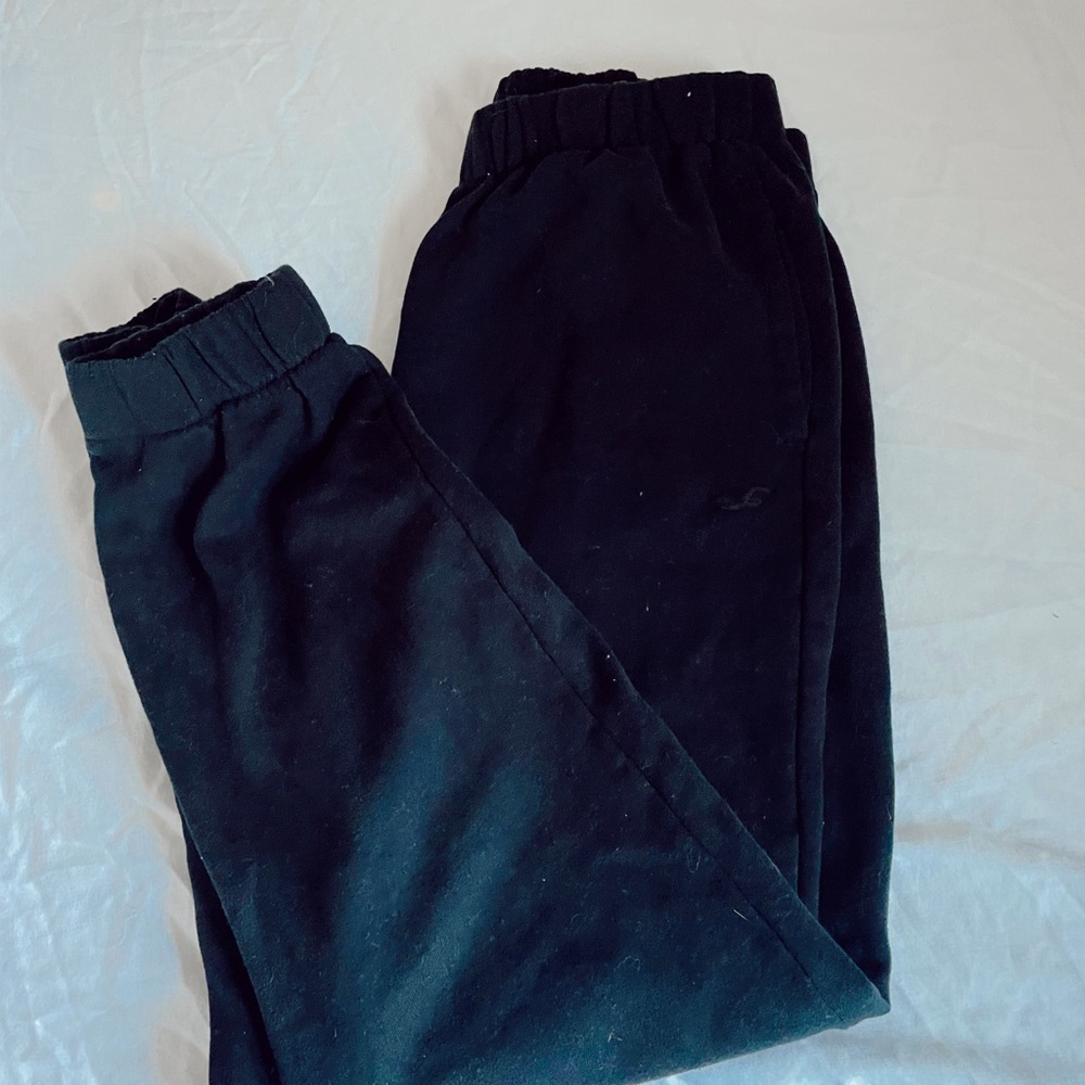 black cotton Hollister sweatpants